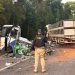 Acidente entre ônibus e carreta deixa 21 mortos no Paraná