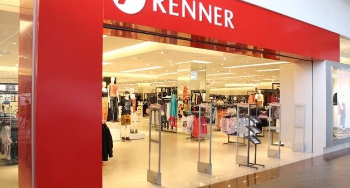 Ações da Renner despencam até 14% após lucro fraco e corte nas projeções para 2026