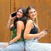 Adeus, telefonema: brasileiros ligam menos e trocam ‘alô’ por áudios, mensagens de texto e emojis