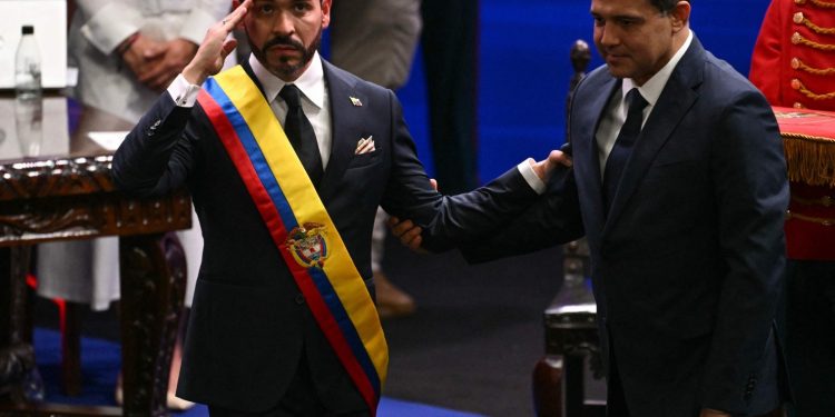 Análise: Magnitude de desafios põe à prova novo presidente da Colômbia, assim como faz com a direita na Argentina, Chile e Peru