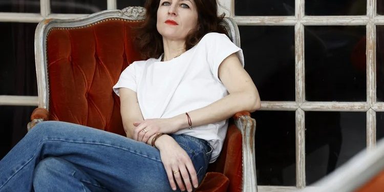 Ao piano, Vanessa Wagner usa Glass e Bach contra a cultura do imediato