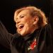 Aos 88 anos, Arlete Salles estreia primeiro solo, em que canta Abba e dança funk
