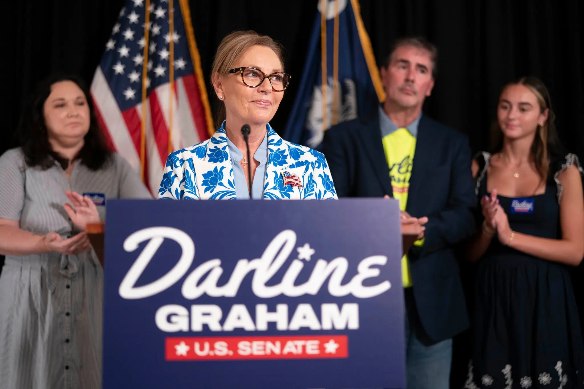 Apoiada por Trump, Darline Graham vence as primárias republicanas para disputar a vaga de seu falecido irmão no Senado