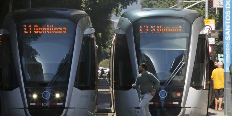 Após salto em 2025, VLT Carioca perde passageiros, diz Motiva