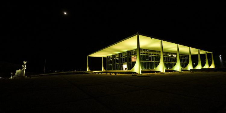 Artigo: Reclamações no STF e a reiterada inobservância dos precedentes vinculantes