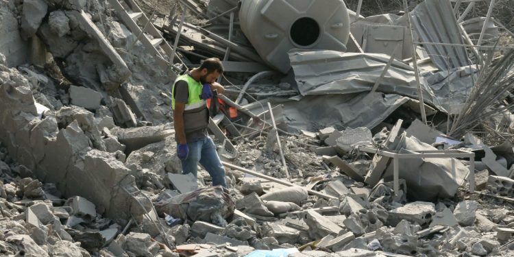 Ataque israelense ao sul do Líbano deixa sete mortos, maior número desde cessar-fogo em junho
