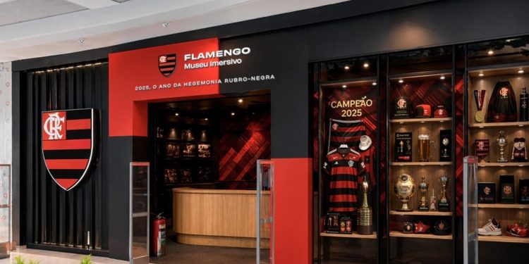 Atenção, flamenguistas: Batucada Organizada leva o ritmo das arquibancadas para dentro do Museu Flamengo