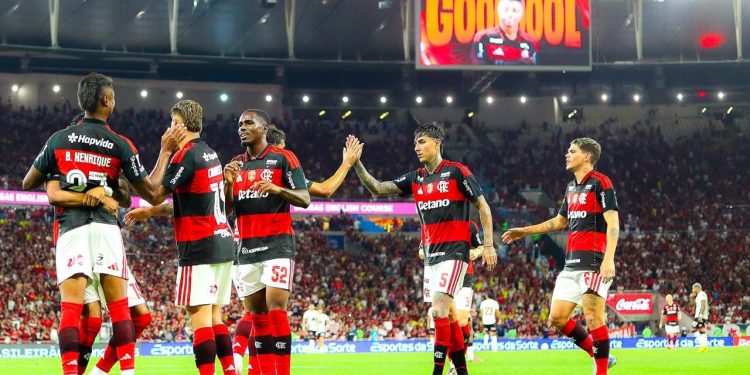 Boa atuação e reaproximação com a torcida dão nova esperança à sequência de temporada do Flamengo; análise