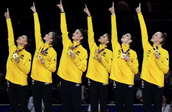 Brasil conquista primeiro ouro da história no Mundial de ginástica rítmica
