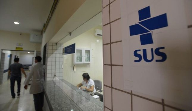 Burocracia no Ministério da Saúde trava há quatro anos acesso de crianças à terapia para CLN2