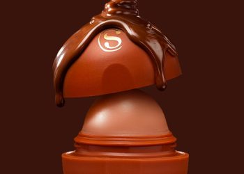 Cacau Show acelera plano de produtos licenciados para projetar marca além do chocolate, conta Alê Costa