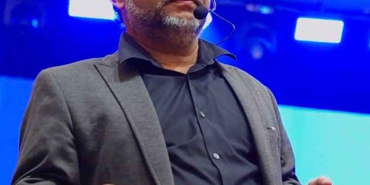 Candidato a deputado federal, Clébio Jacaré declara à Justiça Eleitoral ter R$ 11,9 milhões em dinheiro vivo