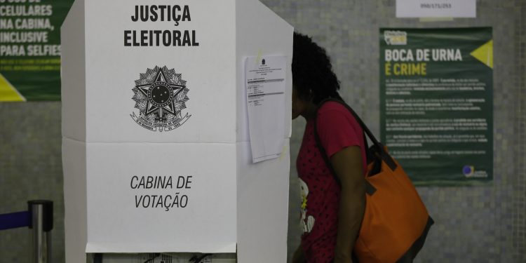 Candidatos a deputado federal de São Paulo; veja lista