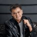 Cantor Frank Aguiar volta à política com patrimônio encolhido