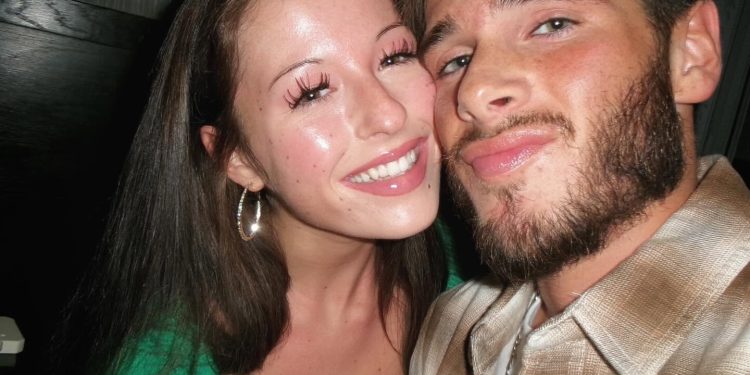 Casal de 20 anos morre após passeio de caiaque em região conhecida como 'Porta da Morte' nos EUA