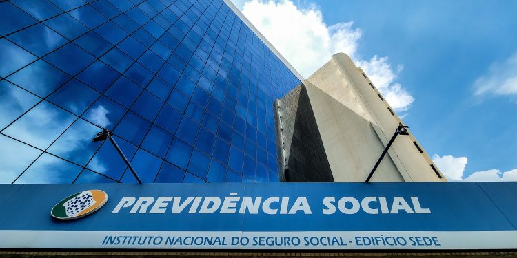 Caso INSS tem quatro delações represadas sem definição da PF e da PGR