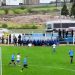 Chutão para fora do estádio causa acidente em estrada no Uruguai; veja vídeo