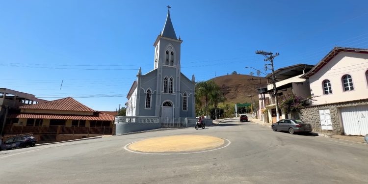 Cidade mineira quer pagar o dobro do que arrecada em shows de festival e entra na mira do MP