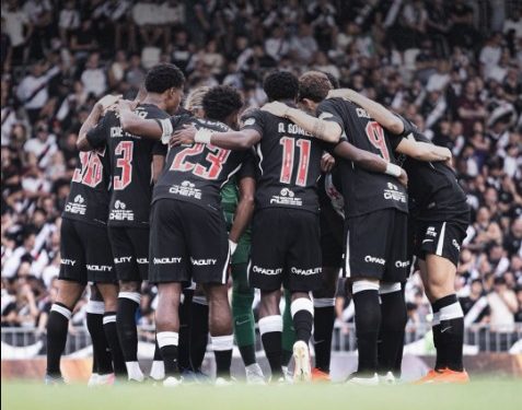 Colidio e Sosa têm estreia pelo Vasco frustrada em derrota marcada por 'apagão' diante do Santos; análise
