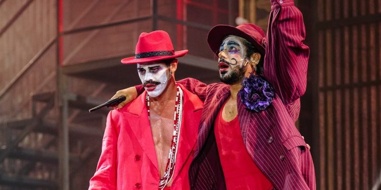 Com José Loreto, 'Ópera do malandro' estreia no Rio unindo cultura popular, umbanda e clima farsesco