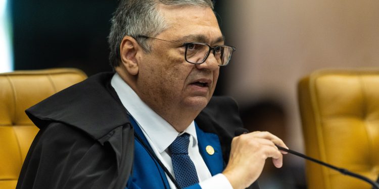 Com afastamento de conselheiro, TCE no Maranhão tem três vagas travadas por decisão de Flávio Dino