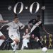 Com participação de Neymar em dois gols, Vasco perde para o Santos em casa e continua no Z4 do Brasileiro