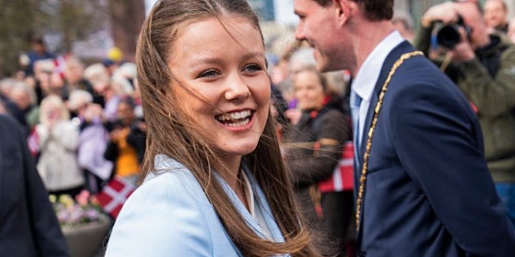 Conheça Isabella da Dinamarca, a princesa que deixou o palácio para viver como recruta comum