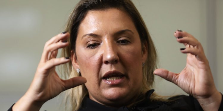 Coordenadora de plano econômico de Flávio critica proposta de fim da jornada 6x1