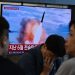 Coreia do Norte lança míssil balístico no Mar do Japão
