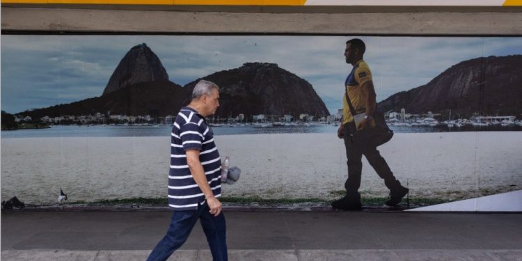 Correios caminham para encerrar o ano com pior resultado da história