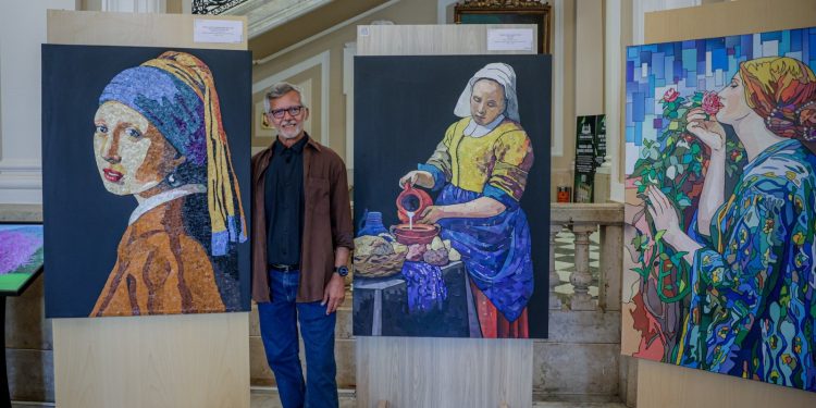 Dalí, Frida Kahlo e Da Vinci: exposição na Câmara do Rio exibe obras recriadas com material reciclável