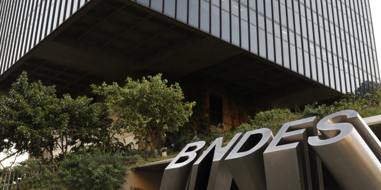 Despesas financeiras do governo atingem R$ 149 bi no 1º semestre e ampliam pressão na dívida pública