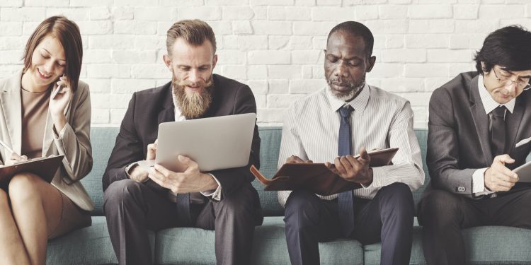 Empresas ampliam busca por profissionais mais adaptáveis