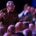 Ex-presidente de Cuba Raúl Castro reaparece em público durante homenagem ao centenário de Fidel