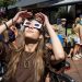 Fenômeno raro, eclipse solar na Europa tem corrida para compra de óculos especiais
