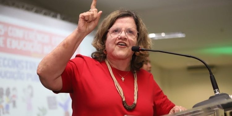 Fim da escala 6x1: pressão do PT sobre o Senado ‘atrapalhou’, diz líder do governo na Casa sobre acelerar votação