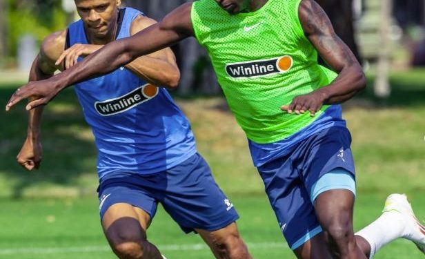 Flamengo mantém negociação com Luiz Henrique em paralelo caso Almada não avance