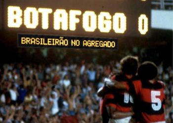 Flamengo provoca Botafogo após vitória em clássico: 'Não adianta chorar'