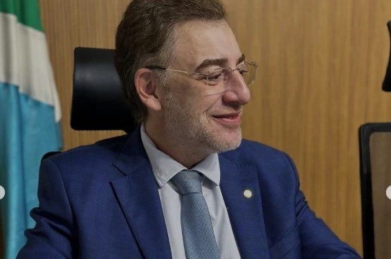 Foragido por elo com jogo do bicho, ex-deputado Neno Razuk é preso na Bolívia
