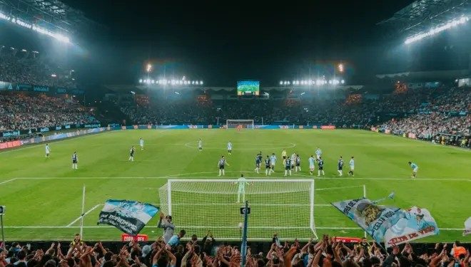 Fungo atinge gramado e provoca adiamento de jogo do Campeonato Espanhol