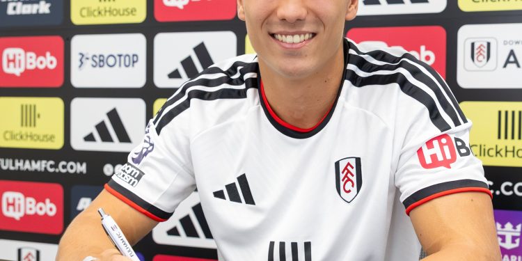 Gonzalo García é apresentado como reforço do Fulham em transferência de R$ 235 milhões