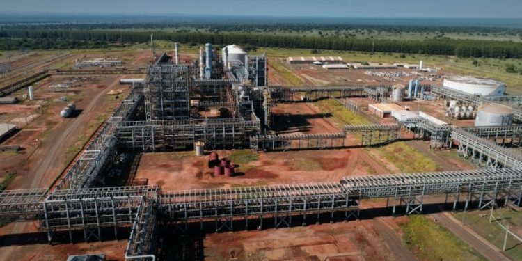 Governo amplia financiamento para empresas de fertilizantes e reduz encargos para minerais críticos