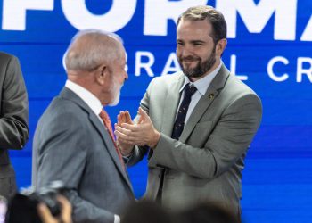 Governo inclui medidas estruturais para ajuste fiscal para compensar 'jabutis' em projeto sobre combustíveis e pode economizar cerca de R$ 10 bi