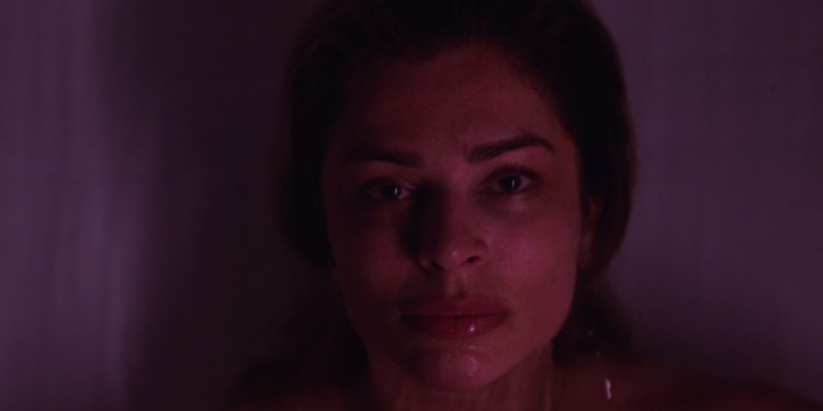 Grazi Massafera fará filme de terror 'found footage' todo rodado com celular; saiba mais