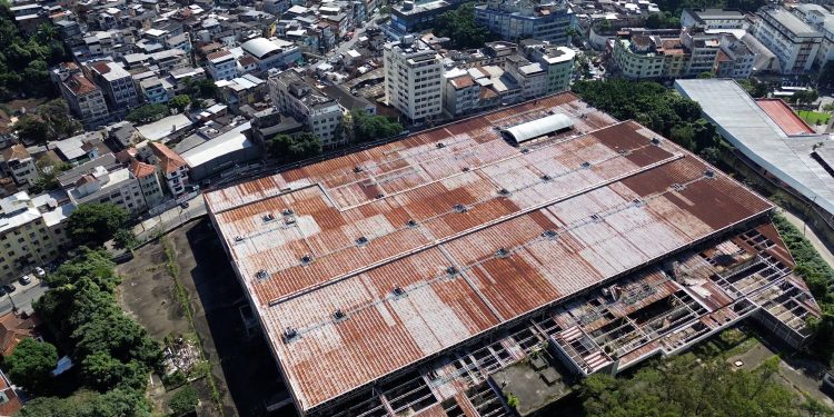 Imóvel do antigo Carrefour, na Usina, deve se tornar condomínio do Minha Casa, Minha Vida