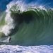 Itacoatiara desafia gigantes do surfe e coloca Niterói ao lado de Nazaré no circuito de ondas grandes