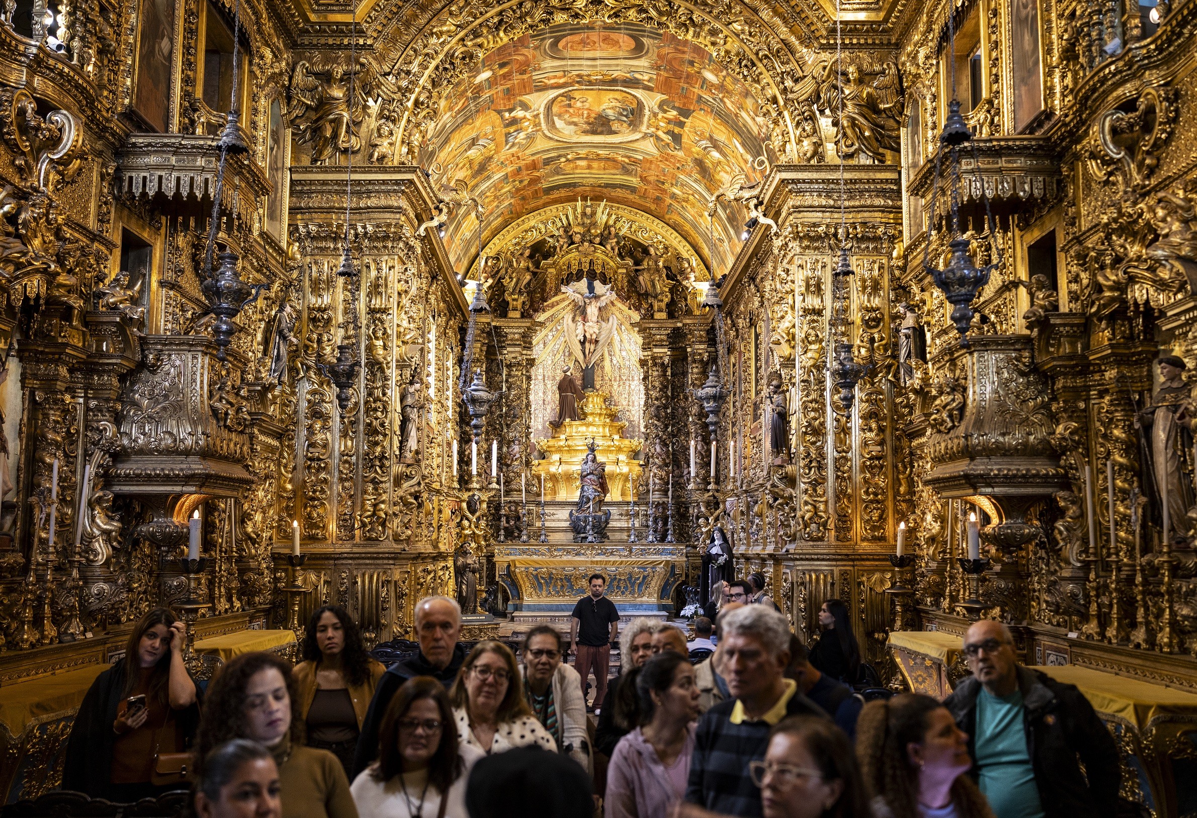 Joia do período barroco, Igreja de Ouro do Rio recebe 4 mil pessoas por mês e passará a abrir aos sábados