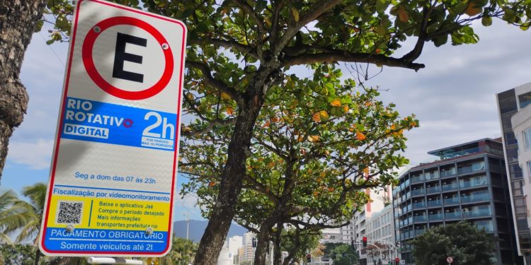 Justiça derruba liminar e mantém implantação do Rio Rotativo Digital