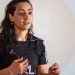 Khalida Popal, uma das 100 pessoas mais influentes do esporte, visita projeto de futebol feminino na Ilha do Governador