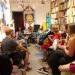 Livraria de Laranjeiras faz evento com poesia e música para celebrar aniversário